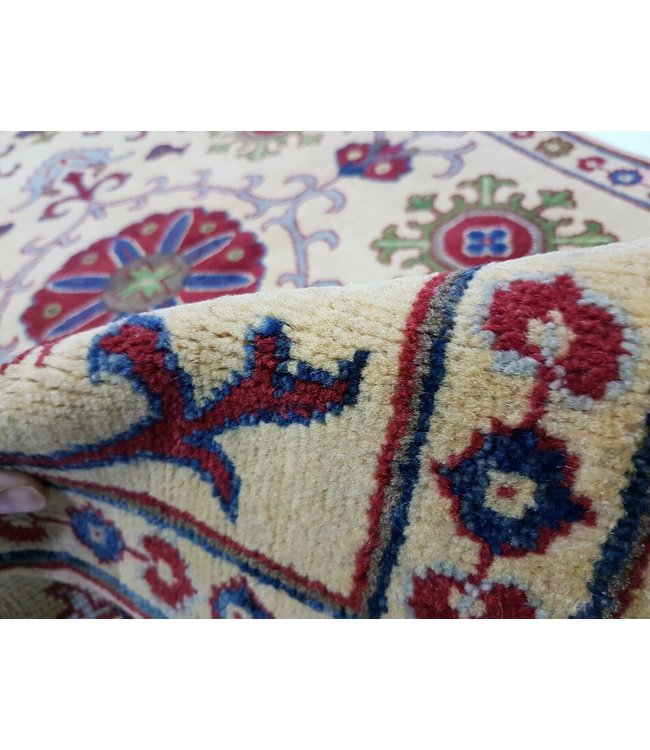 (4'11 x 3'1) feet  Hand knotted wool kazak area rug  151x95 cm