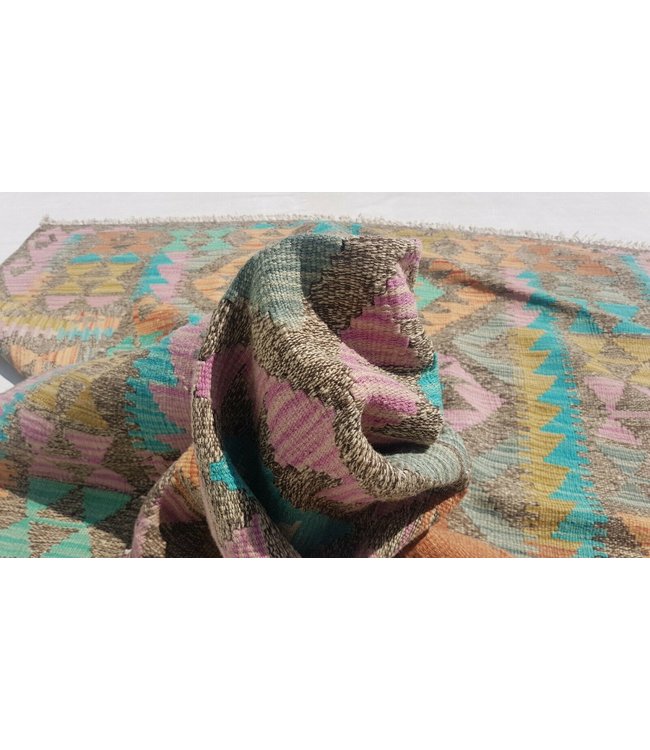 (6'2 x 4'10 )-Feet  kelim rug    189x148 cm