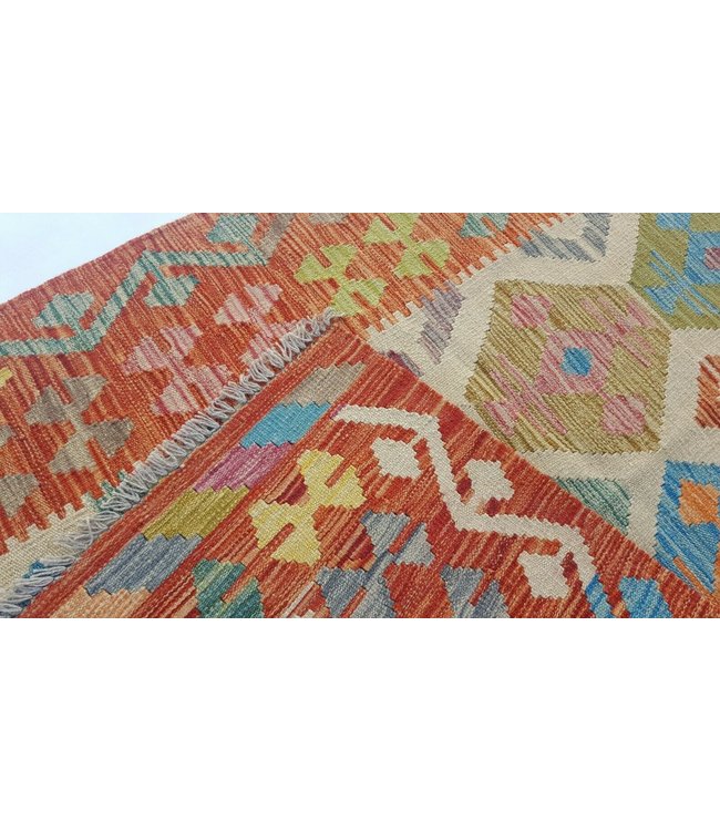 (5'8x4'1  )-Feet  kelim rug  173x125 cm