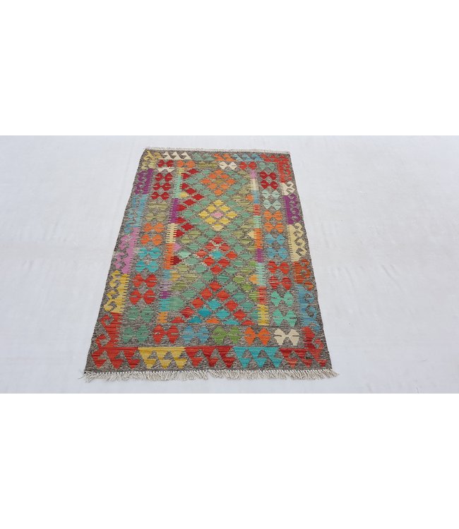 (4'9 x 3'2) feet kelim rug   147 x 97 cm