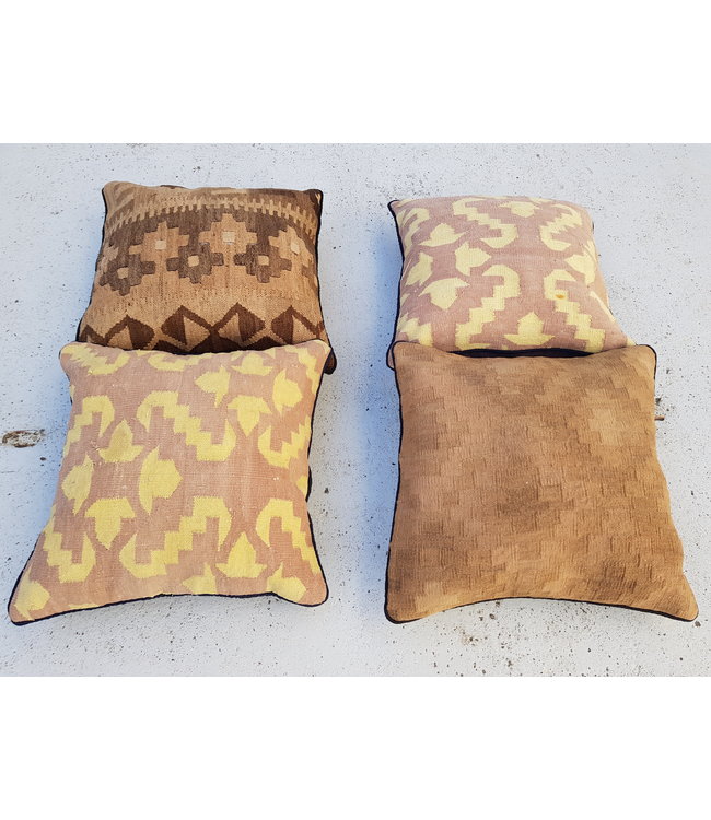 4x kelim kussens 40x40 cm met vulling