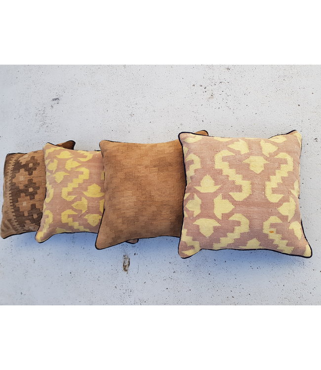 4x kelim kussens 40x40 cm met vulling
