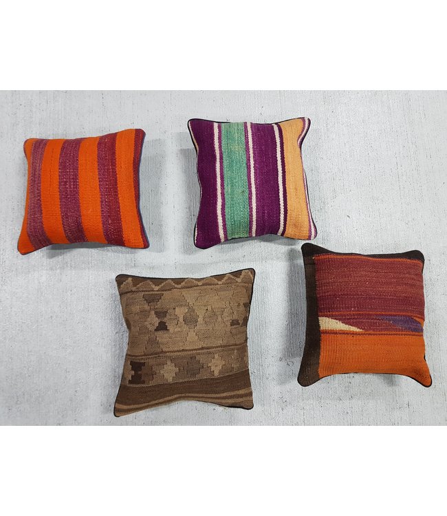 4x kelim kussens 40x40 cm met vulling