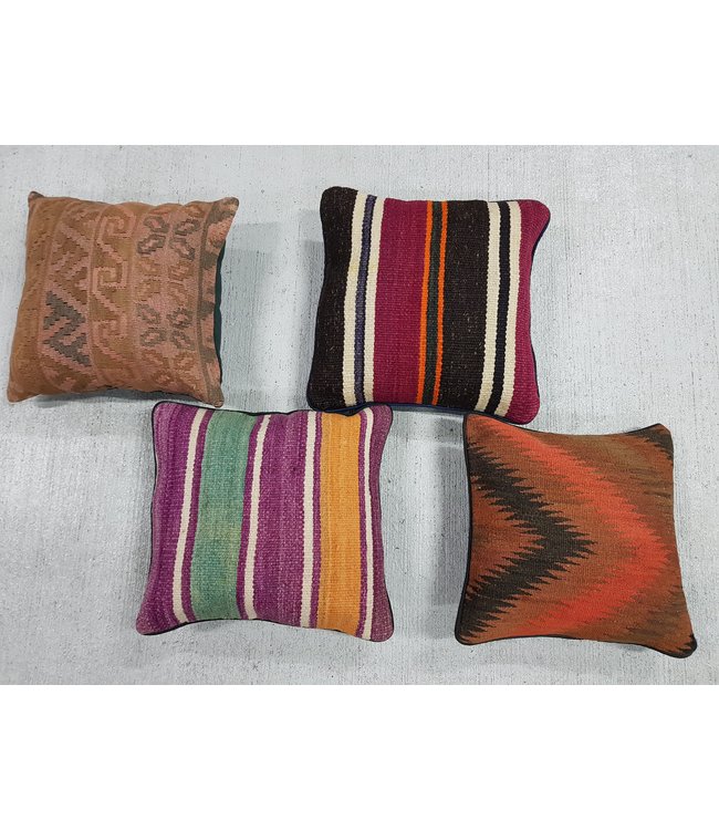 4x kelim kussens 40x40 cm met vulling