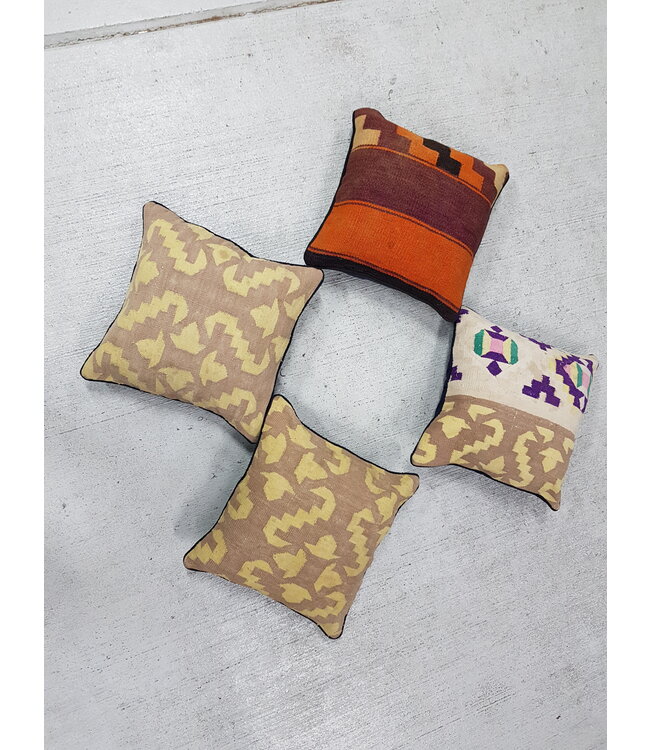4x kelim kussens 40x40 cm met vulling