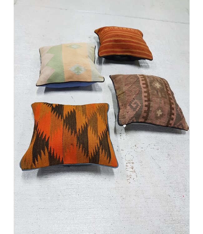 4x kilim cushions ca 40x40 cm with filling