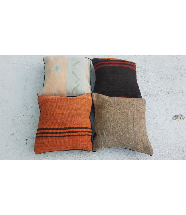 4x kelim kussens 40x40 cm met vulling