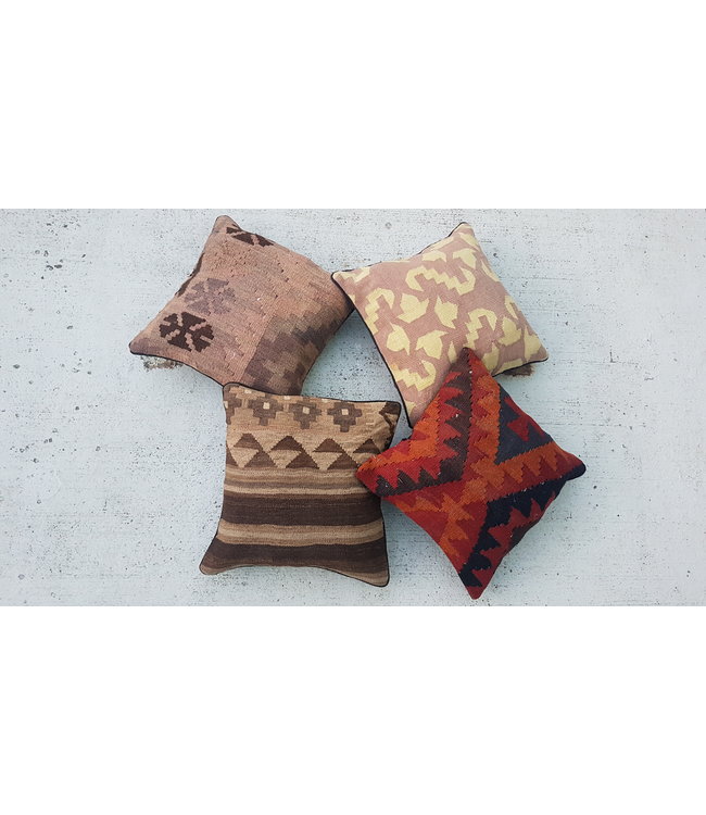 4x kelim kussens 40x40 cm met vulling