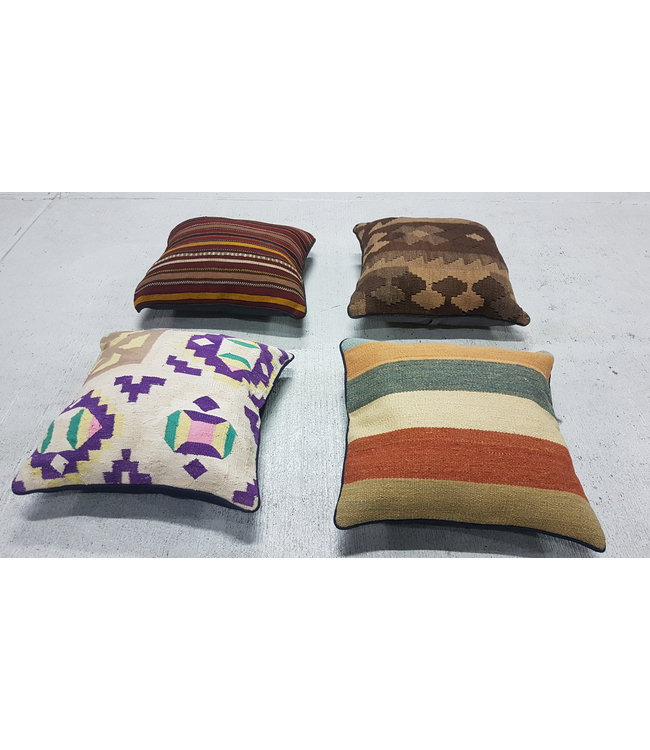 vintage 4x unike vintage kelim kussens met vulling  40x40 cm