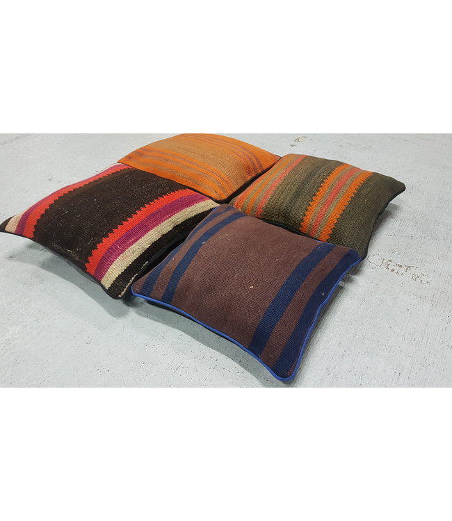 vintage 4x unike vintage kelim kussens met vulling  40x40 cm