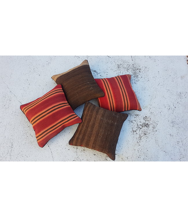 vintage 4x unike vintage kelim kussens met vulling  40x40 cm
