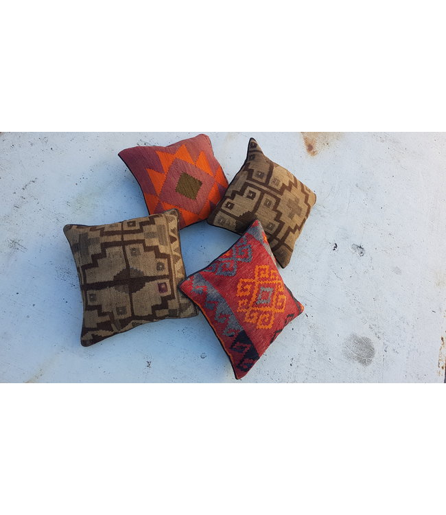 vintage 4x unike vintage kelim kussens met vulling  40x40 cm