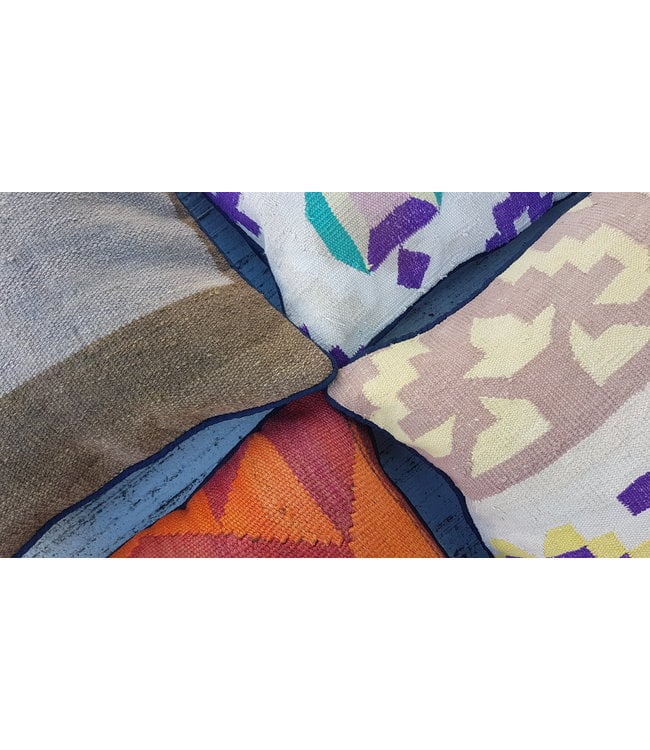 vintage 4x unike vintage kelim kussens met vulling  40x40 cm