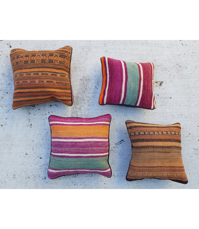 vintage 4x unike vintage kelim kussens met vulling  40x40 cm