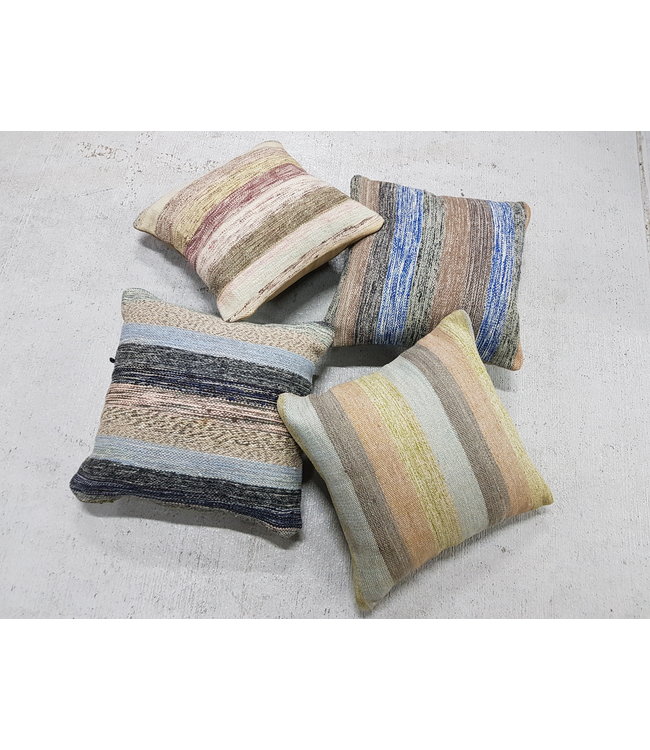 ​​4x modern kilim cushions 50x50 cm with filling