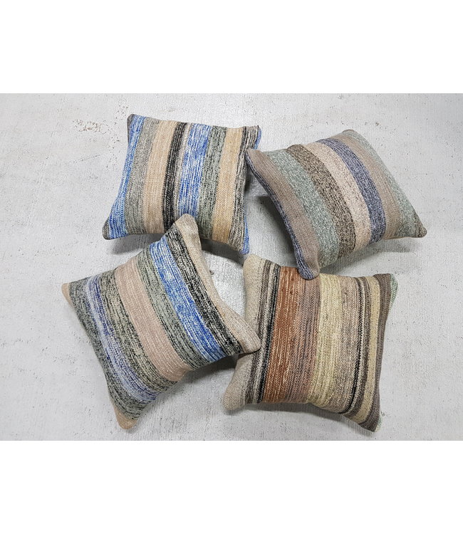 4x modern Kelim Kissen 50x50 cm mit Füllung
