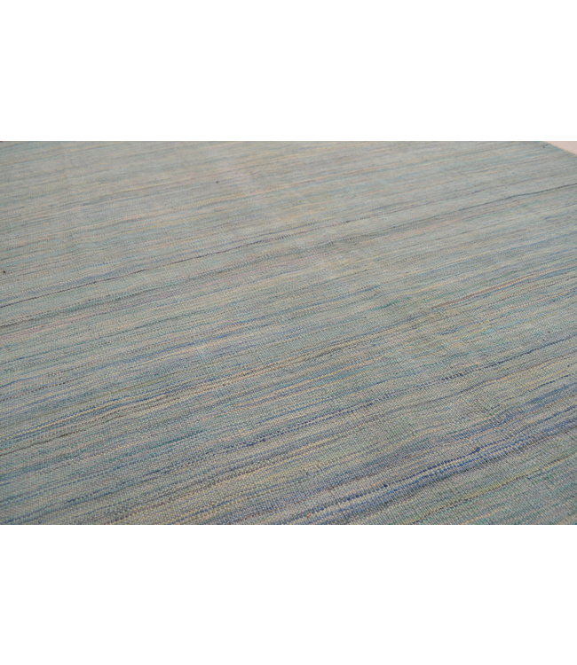 (8'x5'75 )-Feet kelim rug  244x175 cm