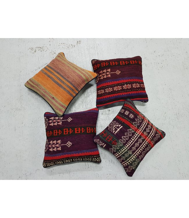 4x kilim cushions ca 32x32 cm with filling