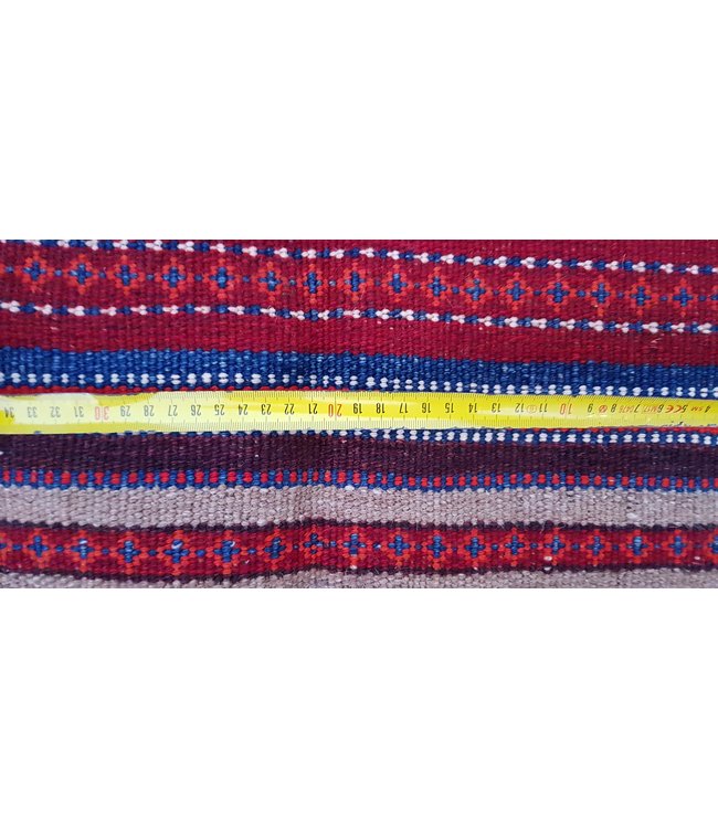 Vintage kelim rug 271x123 cm