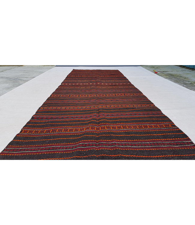 Vintage kelim rug 400x140 cm