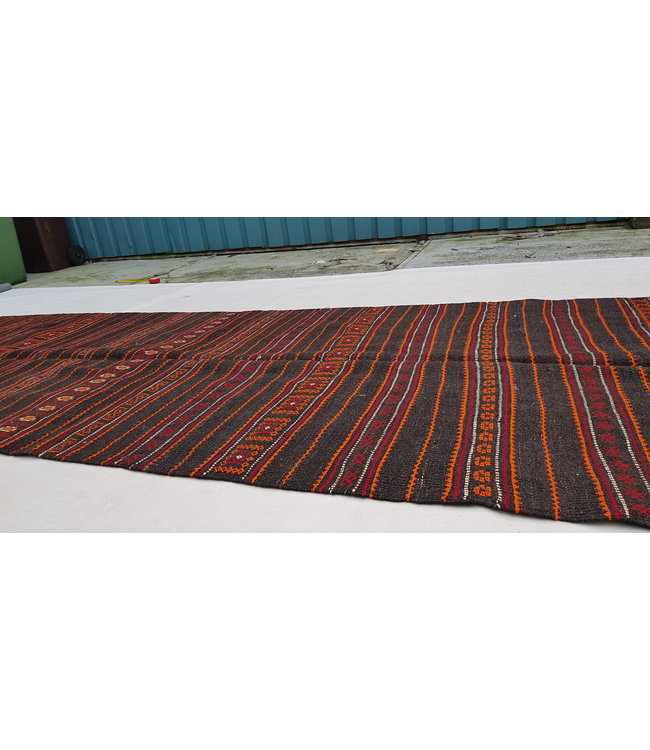 Vintage kelim rug 400x140 cm