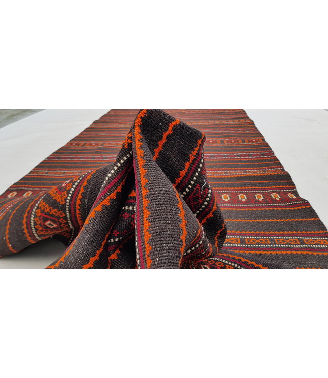 Vintage kelim rug 400x140 cm