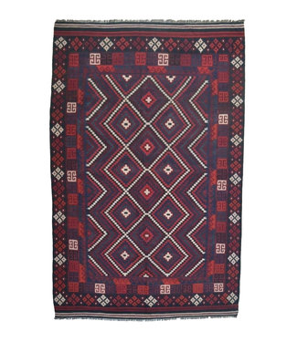 kelim rug   312 x 198  cm (10'2 x 6'5) Feet