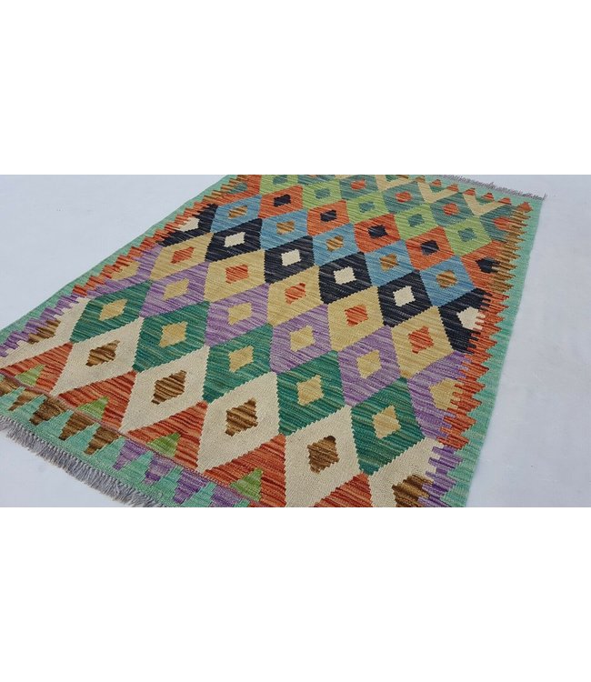 kelim rug  4'9 x 3'3 (145 x 100 cm)