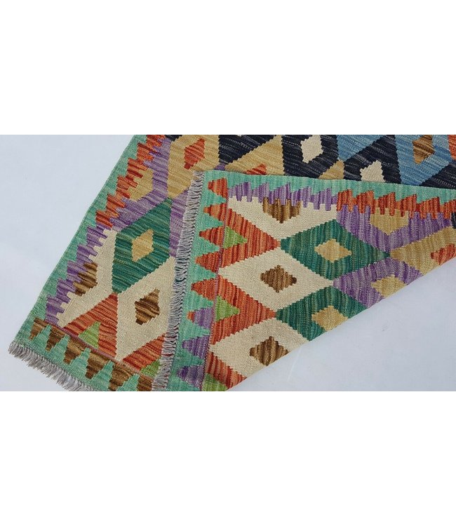 kelim rug  4'9 x 3'3 (145 x 100 cm)