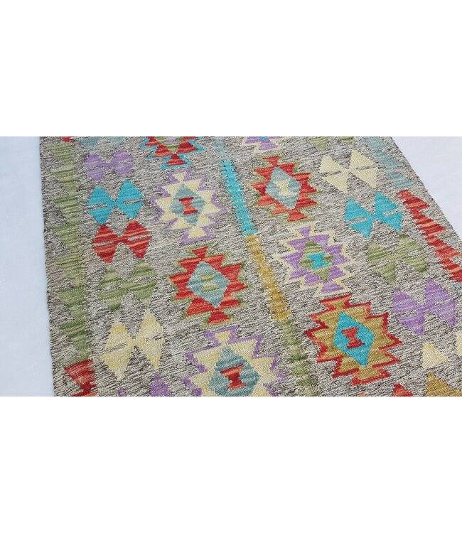 kelim rug 4'9 x 3'3 (145 x 100 cm)