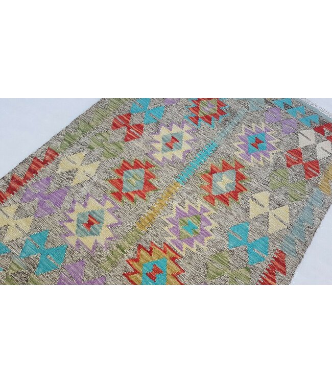 kelim rug 4'9 x 3'3 (145 x 100 cm)