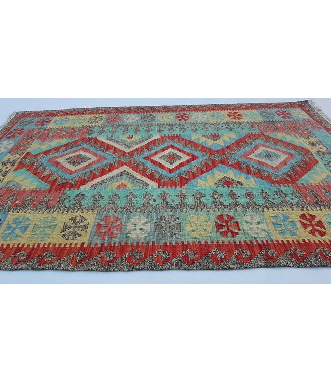 kelim rug 4'10 x 3'3 (148 x 100 cm)