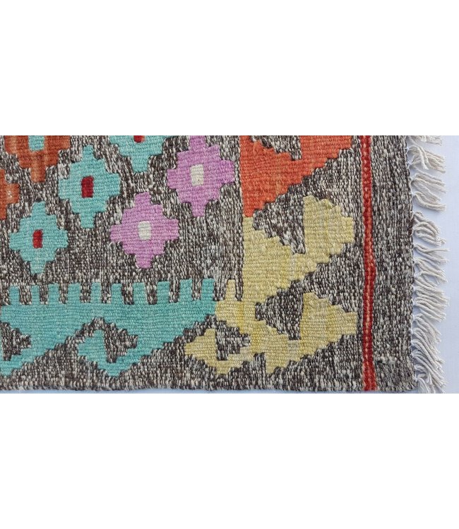kelim rug 4'10 x 3'5 (148 x 105 cm)