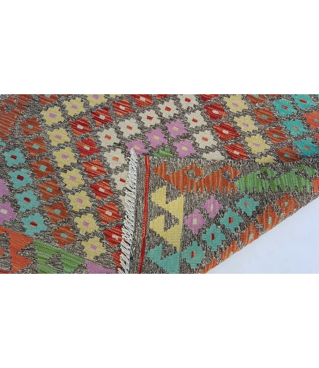 kelim rug 4'10 x 3'5 (148 x 105 cm)