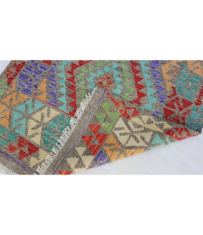 kelim rug 4'10 x 3'3 (149 x 100 cm)