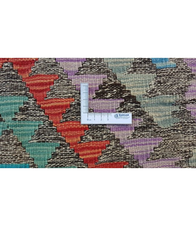 kelim rug 4' x 2'11 (124 x 91 cm)