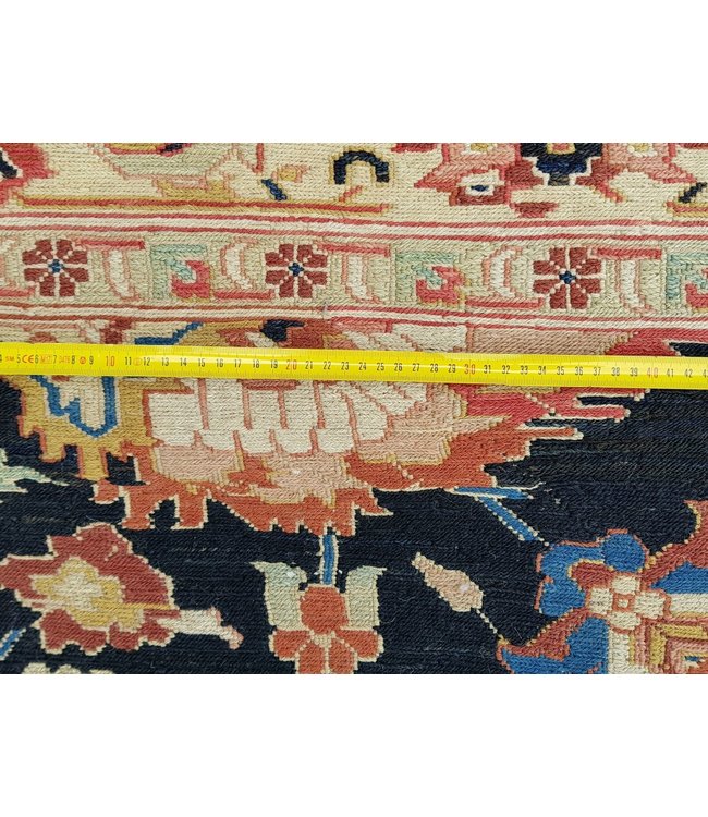 Stylish Multi Colour Handmade 11'05X8'75 Sumak Kilim Area Rug 337X267 cm