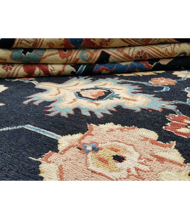 Stylish Multi Colour Handmade 11'05X8'75 Sumak Kilim Area Rug 337X267 cm