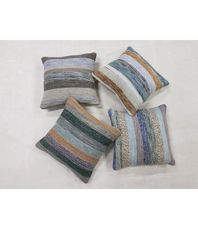 4x modern kelim kussens 45x45 cm met vulling