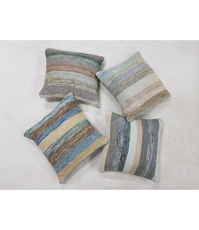 4x modern kelim kussens 45x45 cm met vulling