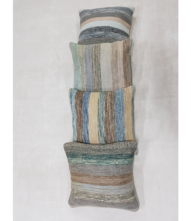 4x modern kelim kussens 45x45 cm met vulling