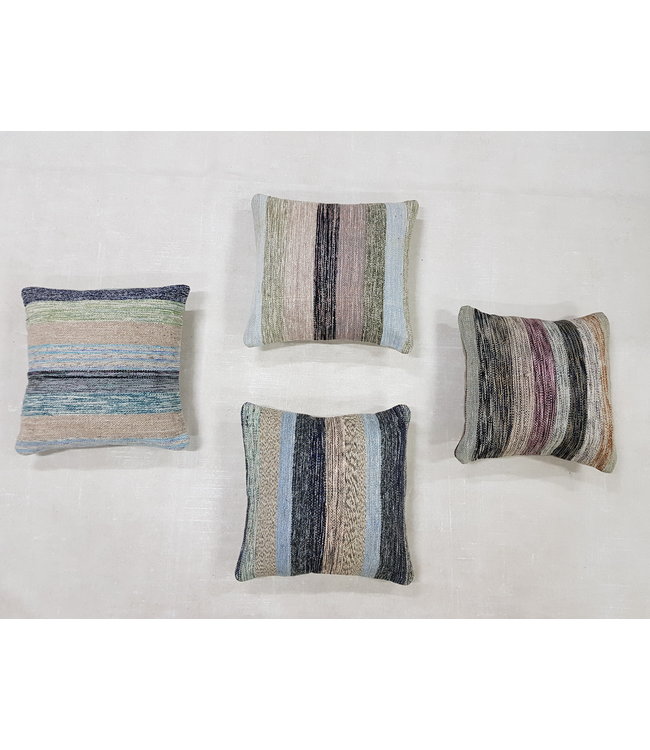 4x modern kelim kussens 50x50 cm met vulling