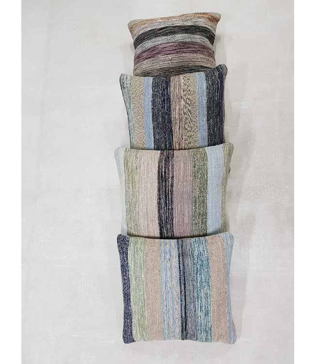 4x modern kelim kussens 50x50 cm met vulling
