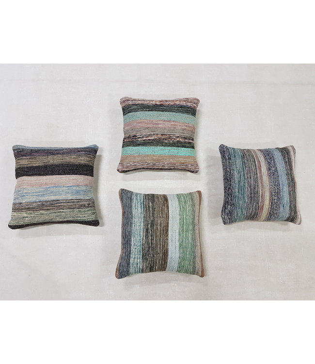 4x modern kelim kussens 50x50 cm met vulling