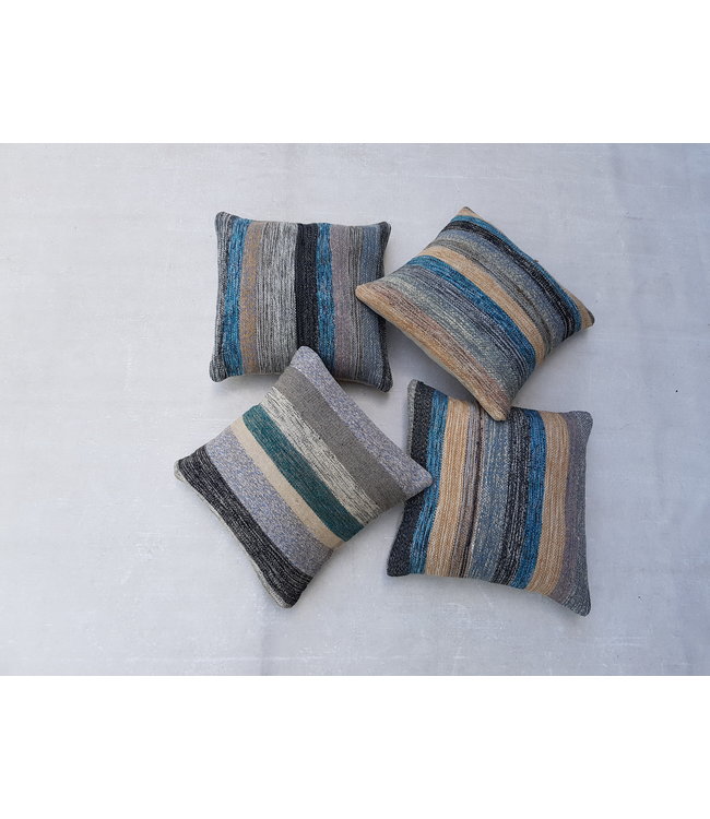 ​​4x modern kilim cushions 50x50 cm with filling