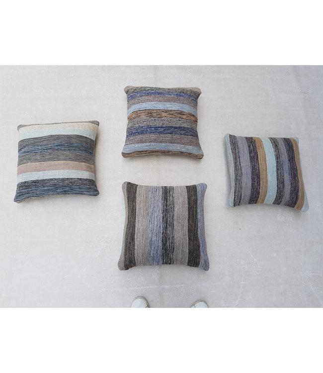 ​​4x modern kilim cushions 50x50 cm with filling