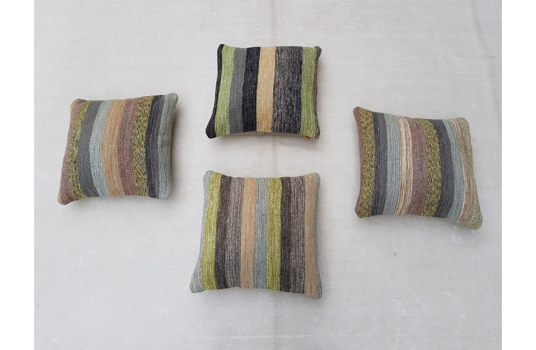 4x unike moderne kelim kussens met vulling ca 50x50 cm