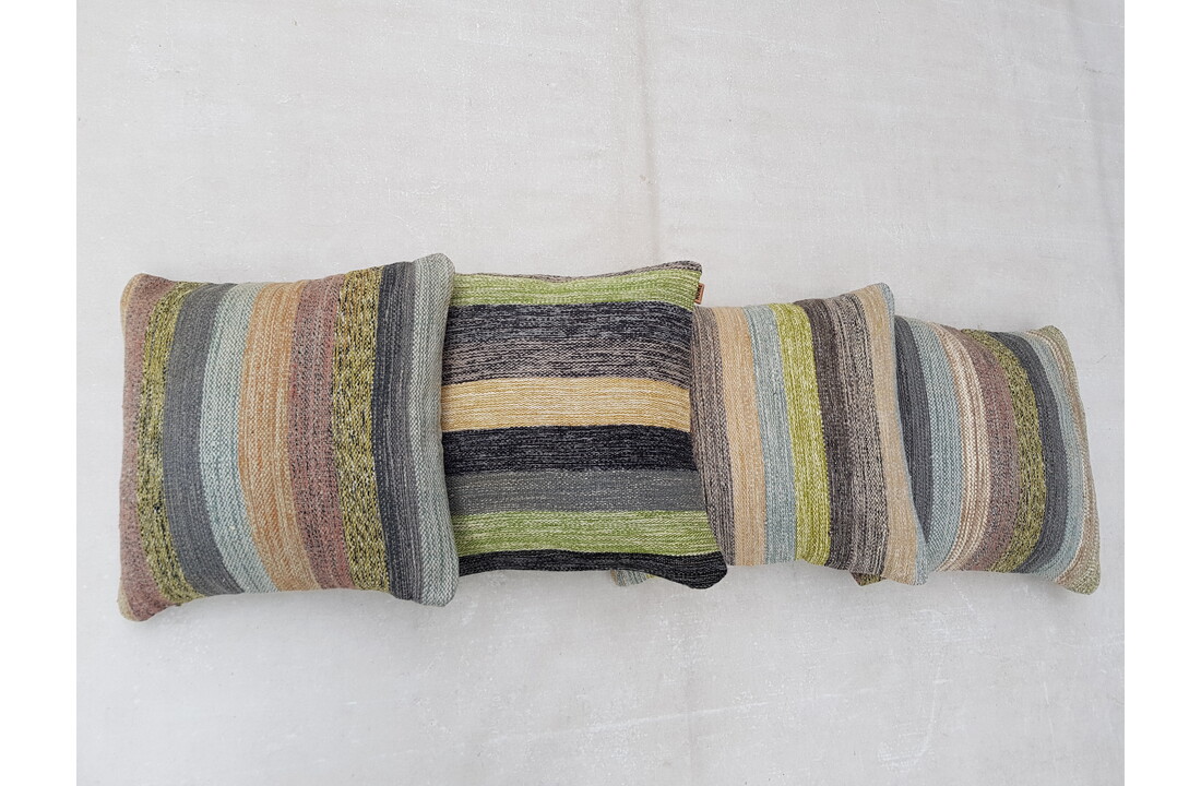 4x unike moderne kelim kussens met vulling ca 50x50 cm