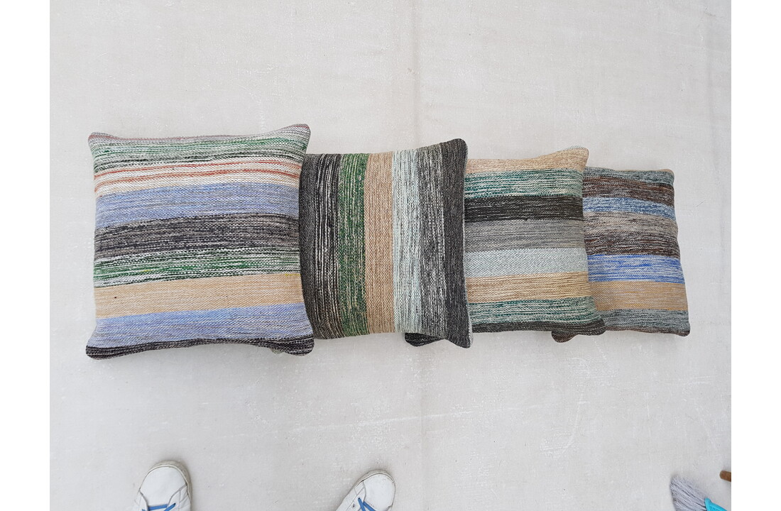 4x unike moderne kelim kussens met vulling ca 50x50 cm