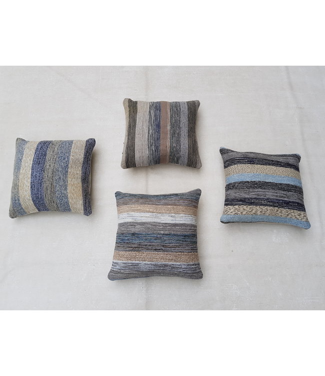 4x modern kelim kussens 50x50 cm met vulling
